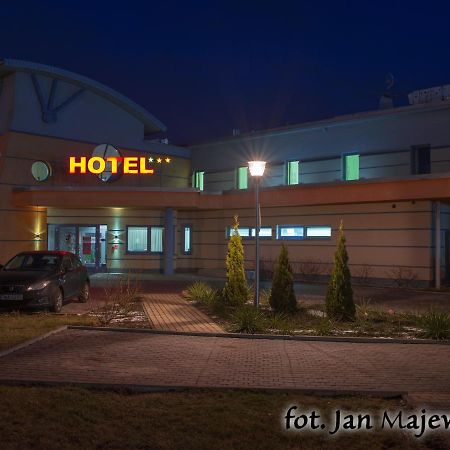 Majewski Hotel & Spa Malbork Exterior foto